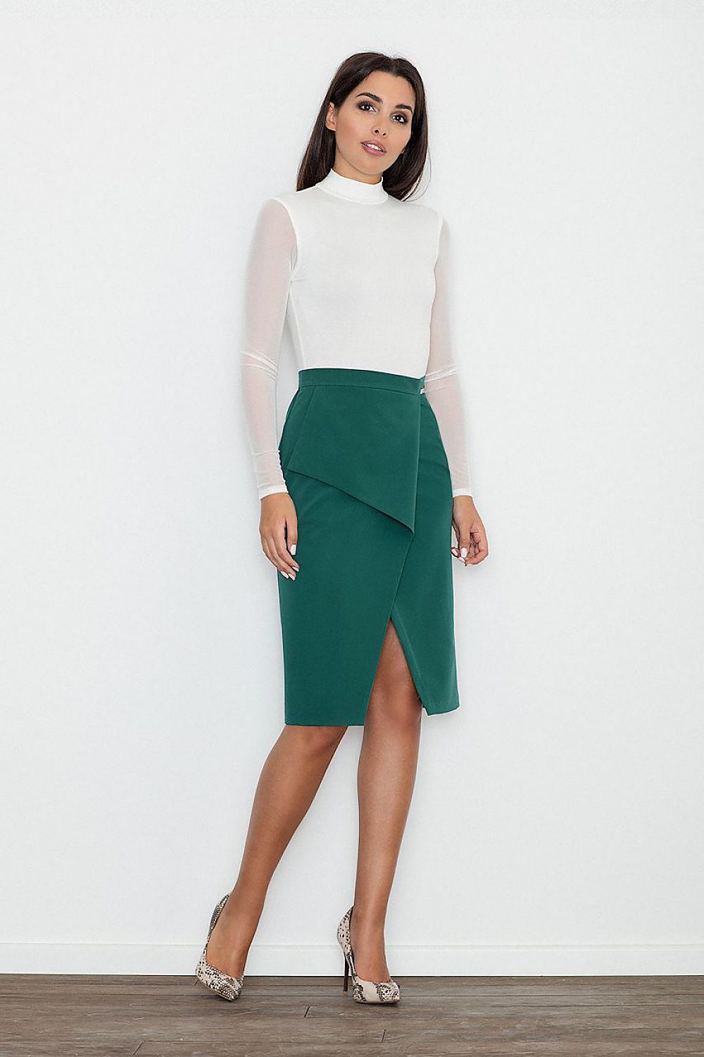 Classic skirt model 111097